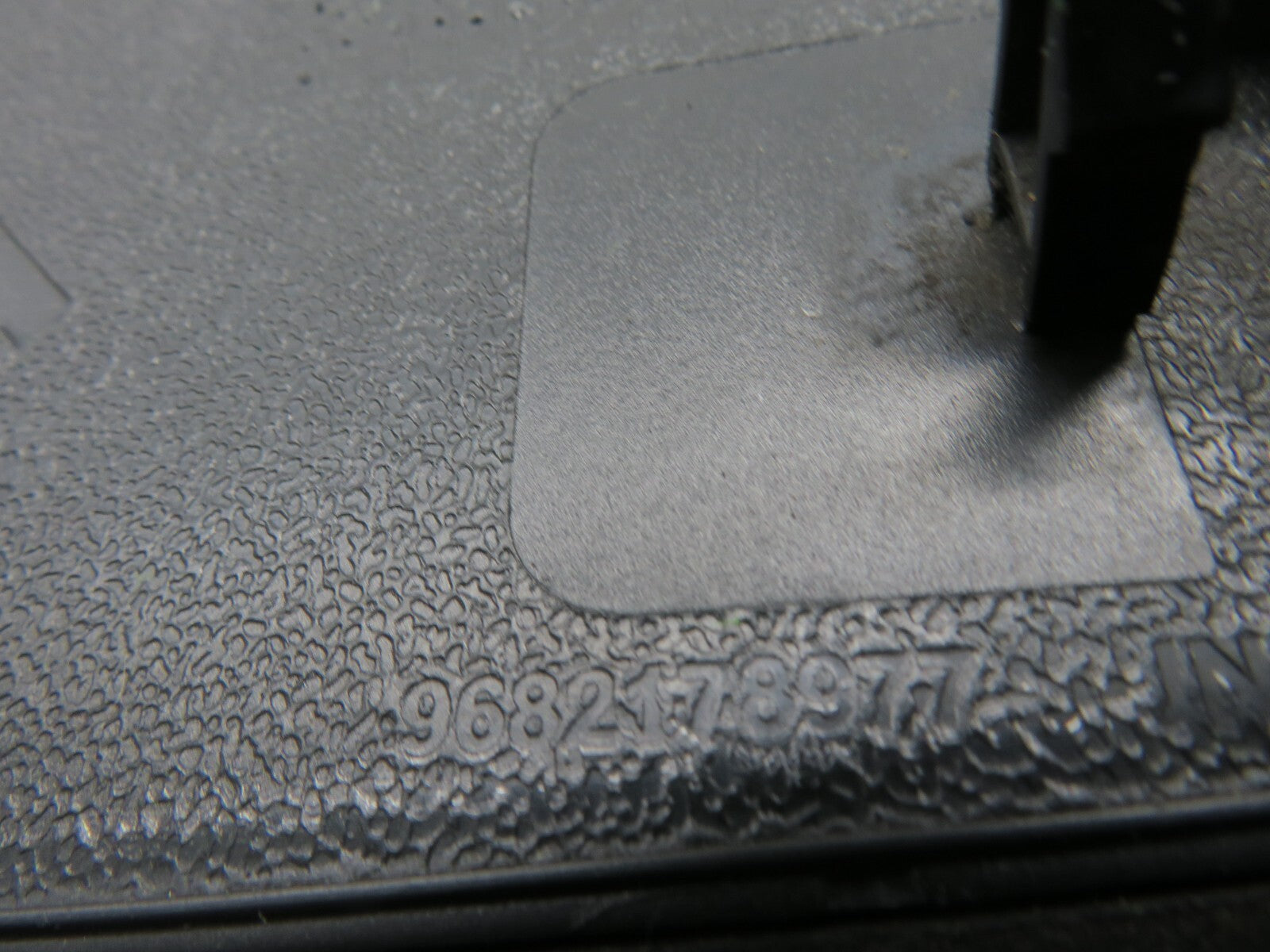 CITROEN BERLINGO MK2 OS DRIVER FRONT QUARTER TRIM (SEE PHOTOS) 2008-2014 1756-22