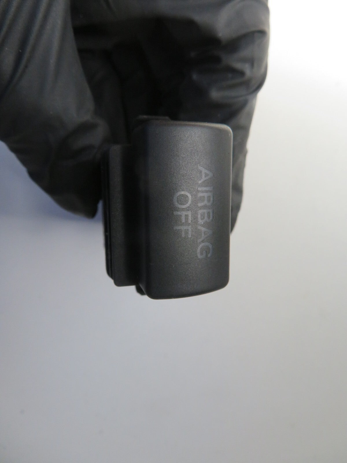 SEAT IBIZA MK3 6L AIR BAG OFF SWITCH 6L2919235A 2002-2008 2018-17