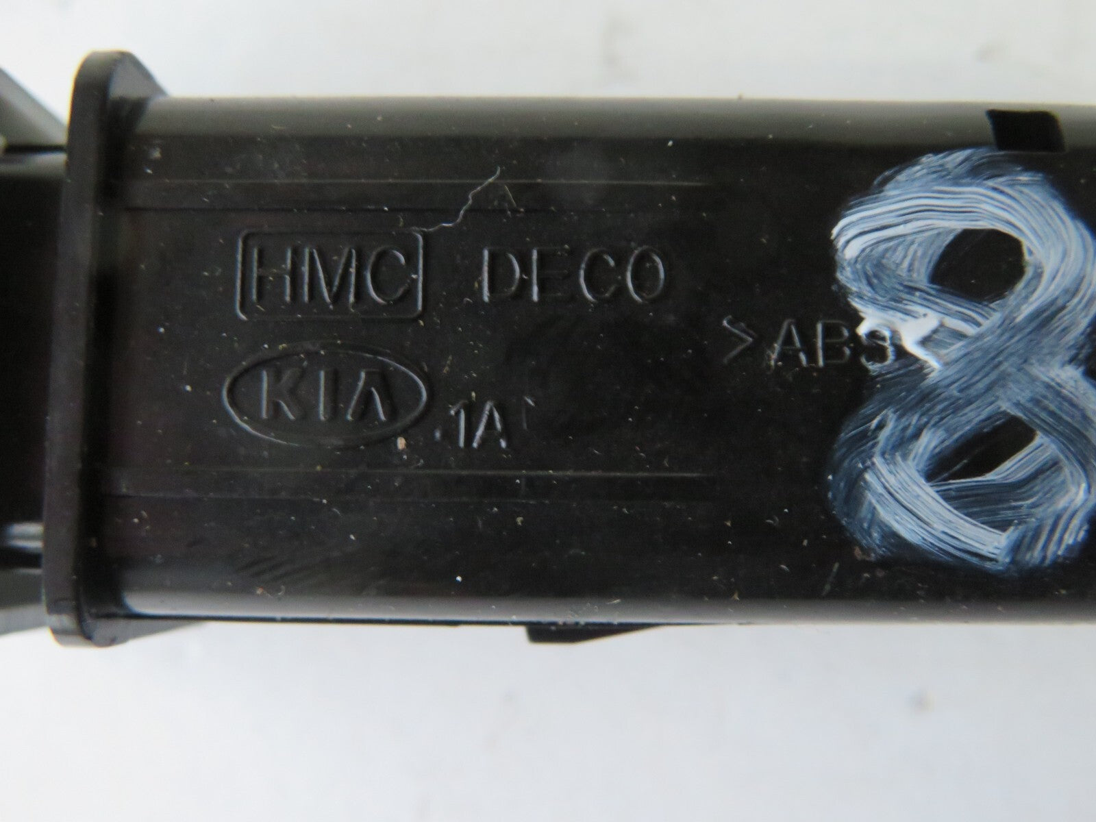 KIA CARENS FOG LIGHT SWITCH 2002-2006 A1607-8