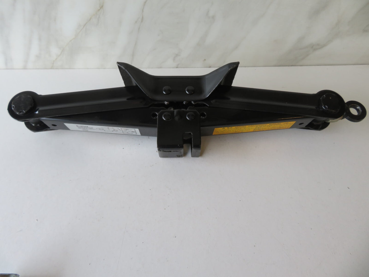 MITSUBISHI GRANDIS CAR SCISSOR JACK KIT  2004-2010 AMS1151