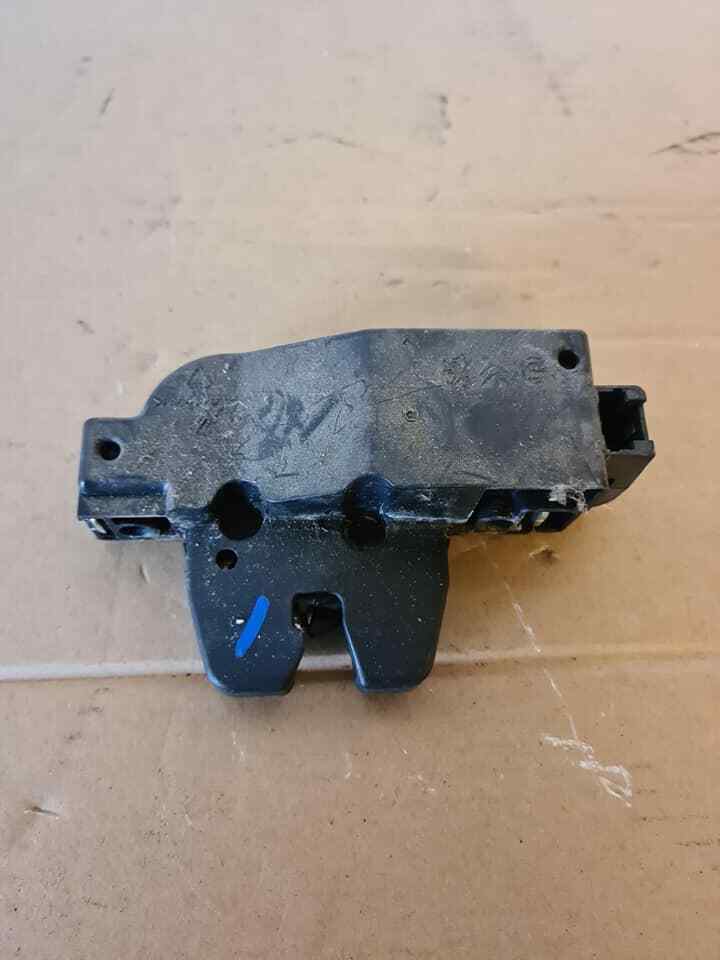 CITROEN C3 TAILGATE BOOT LOCK CATCH 2004 NO1