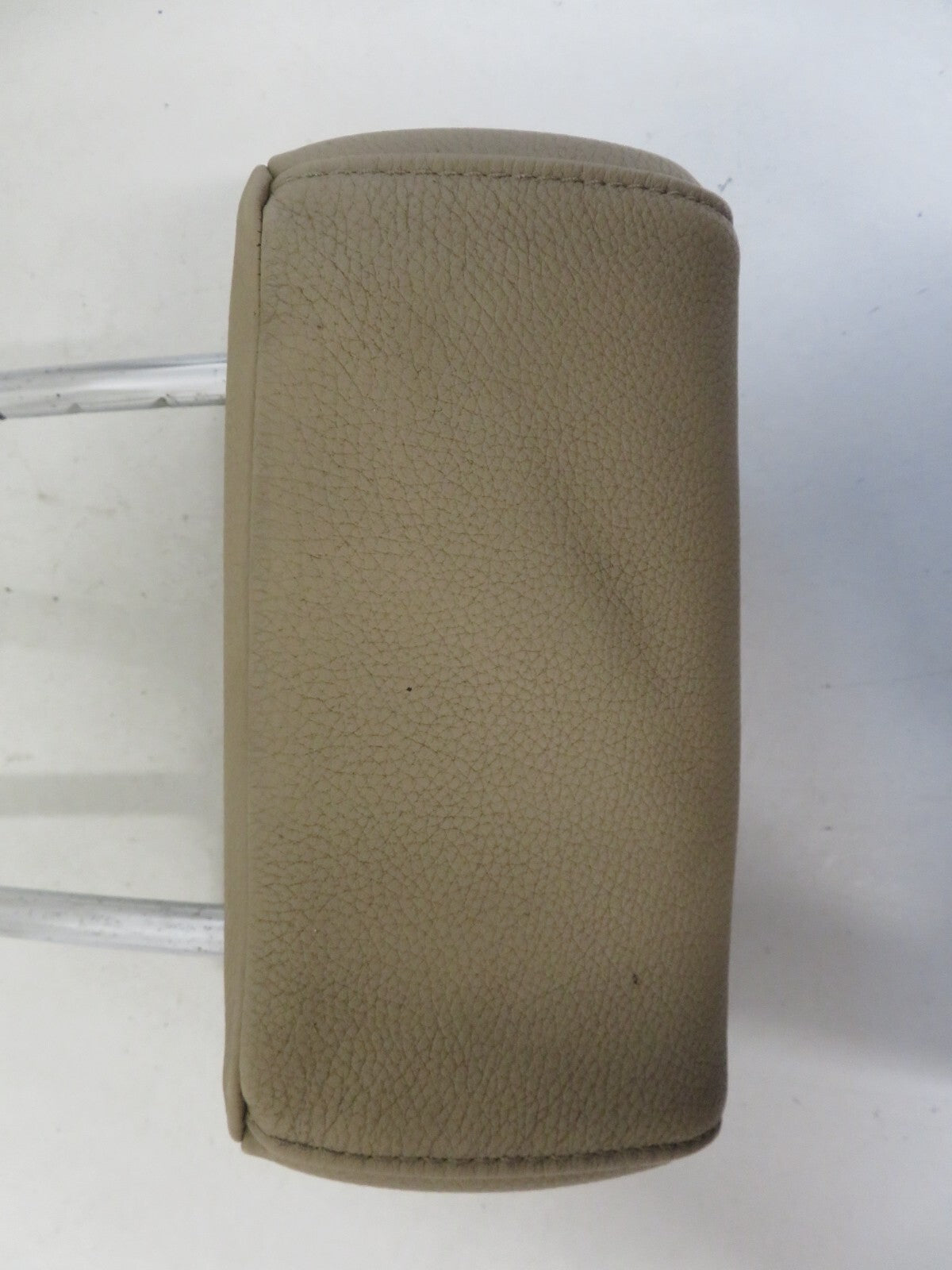 BMW X5 E53 REAR LEATHER HEAD REST BEIGE 1999-2006 M1544-3