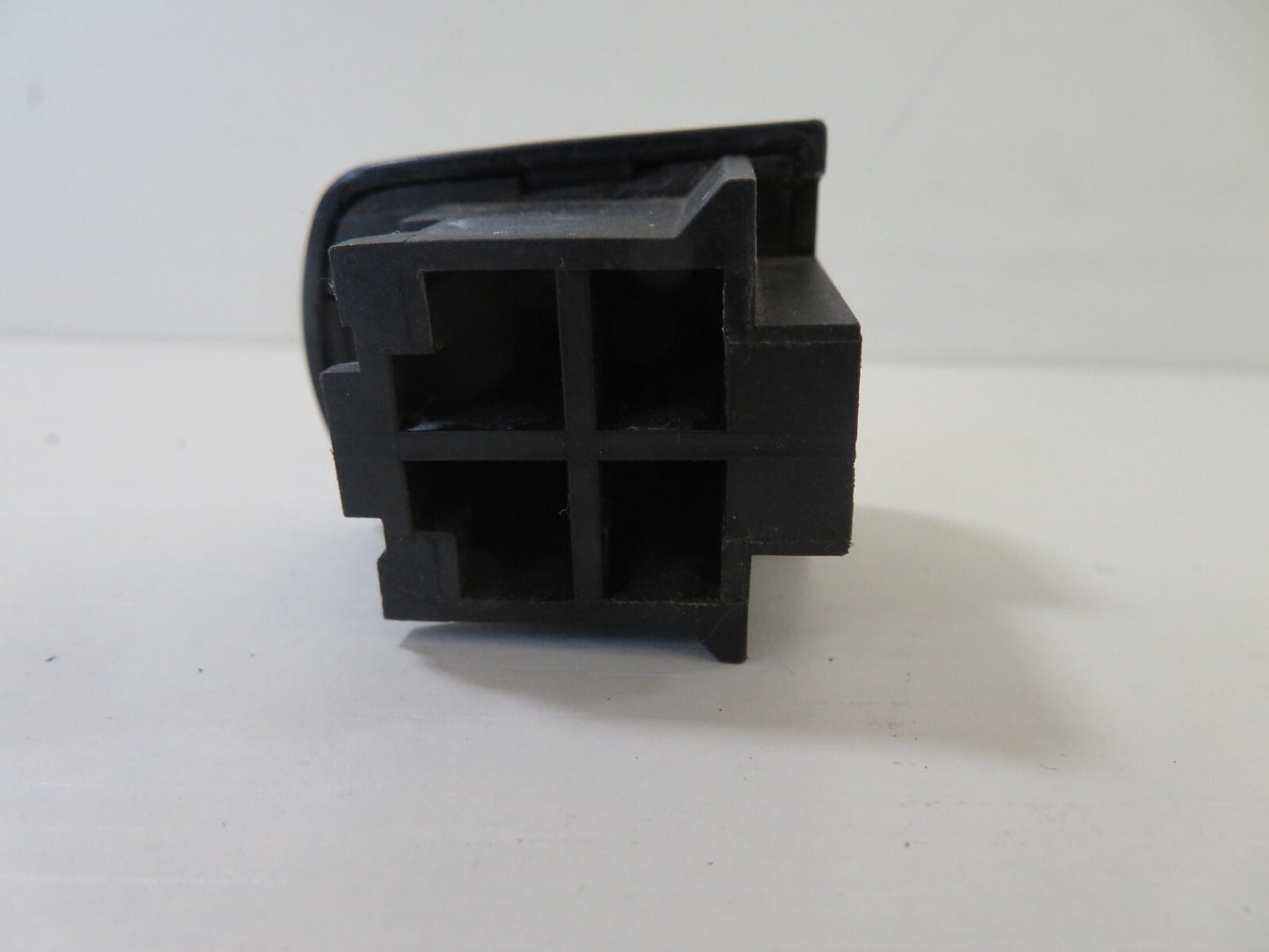 PEUGEOT 308 NSR DOOR HANDLE END CAP 2007-2013 1342-14