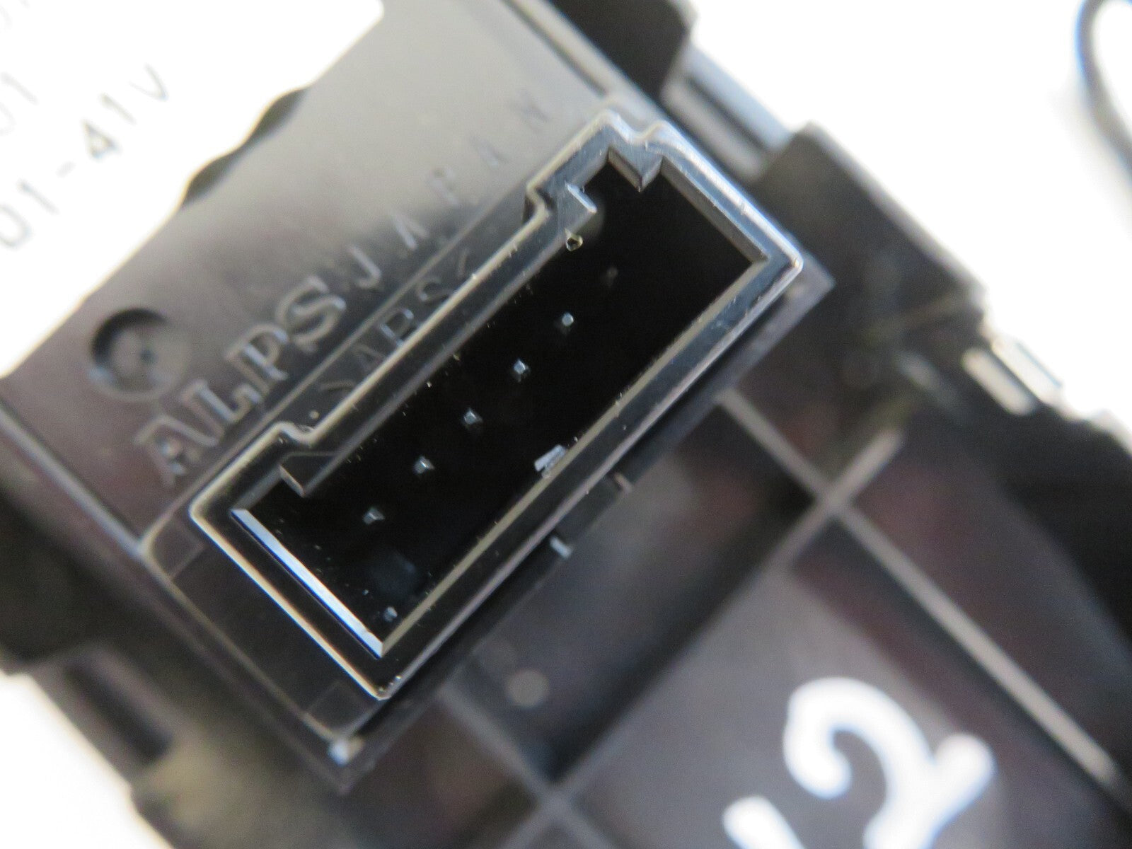 ROVER 75 WINDOW SWITCH YUD100731 1999-2005 MIXA1540-12