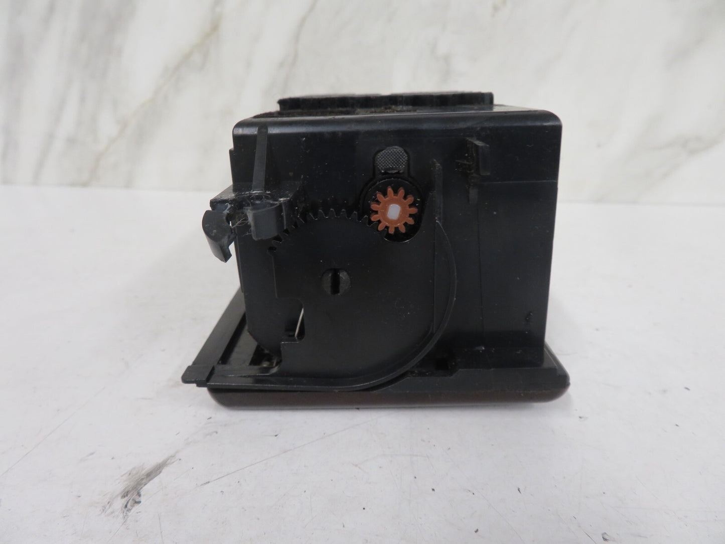 AUDI A8 D2 CENTER CONSOLE STORAGE TRIM 4D2863075Q 1998-2002 1426-8