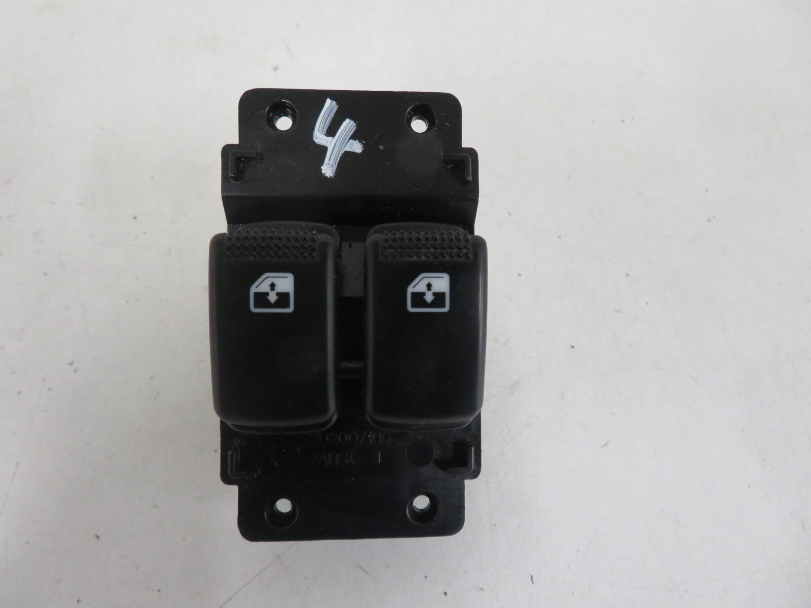 HYUNDAI I10 OS DRIVER WINDOW SWITCHES 202007106 2007-2013 HDMIX1400-4