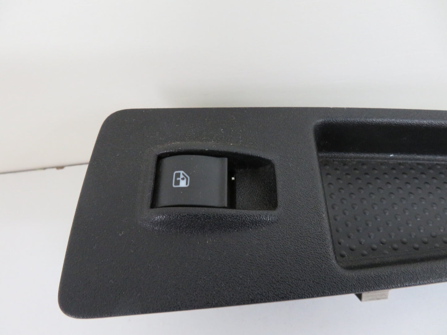 FIAT BRAVO NS PASSENGER DOOR SWITCH 2008-2012 B6-4