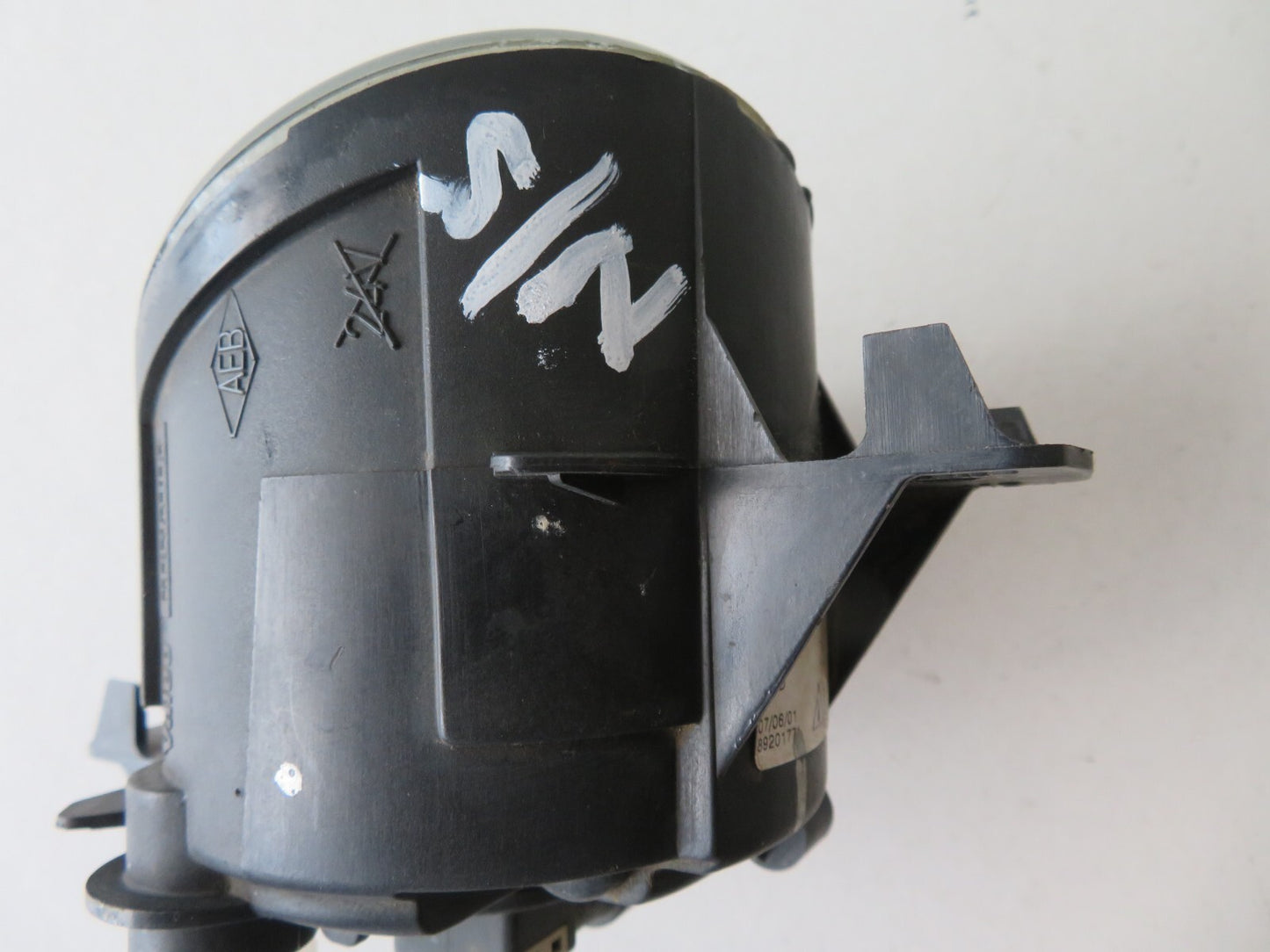 RENAULT LAGUNA MK2 NS PASSENGER FRONT FOG LIGHT 8200002469 2000-2007 AMS1132