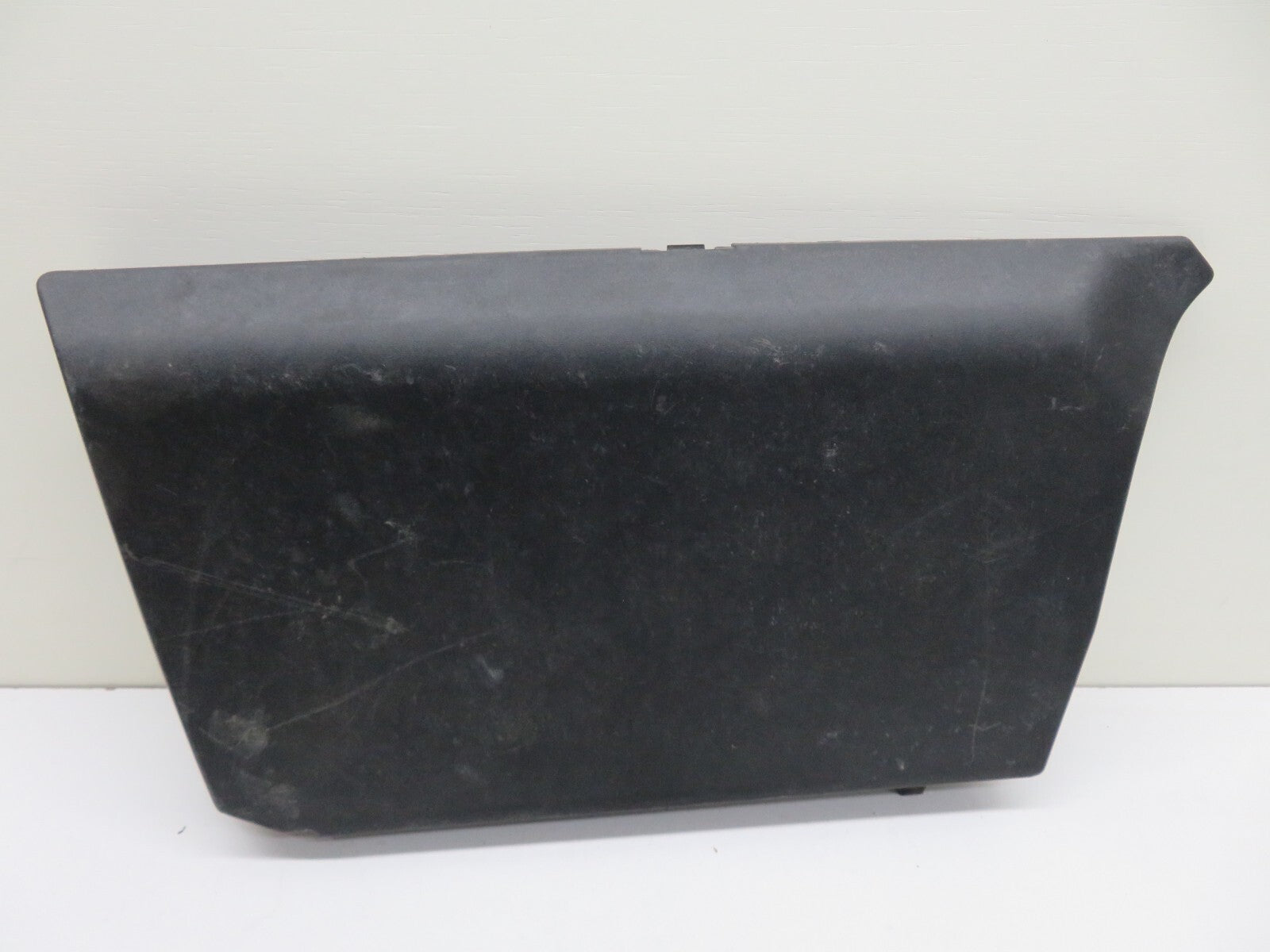 BMW E36 BATTERY COMPARTMENT COVER 8119105 1991-1998 1756-3