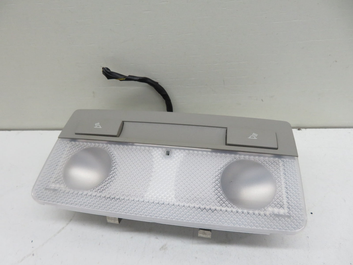 VAUXHALL INSIGNIA INTERIOR ROOF LIGHT 2008-2016 1437-5