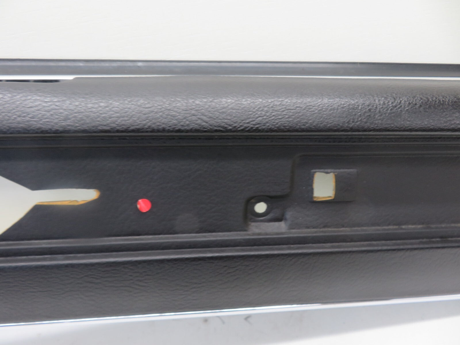 JAGUAR XJR OSF DRIVER DOOR CARD UPPER PANEL 1994-2001