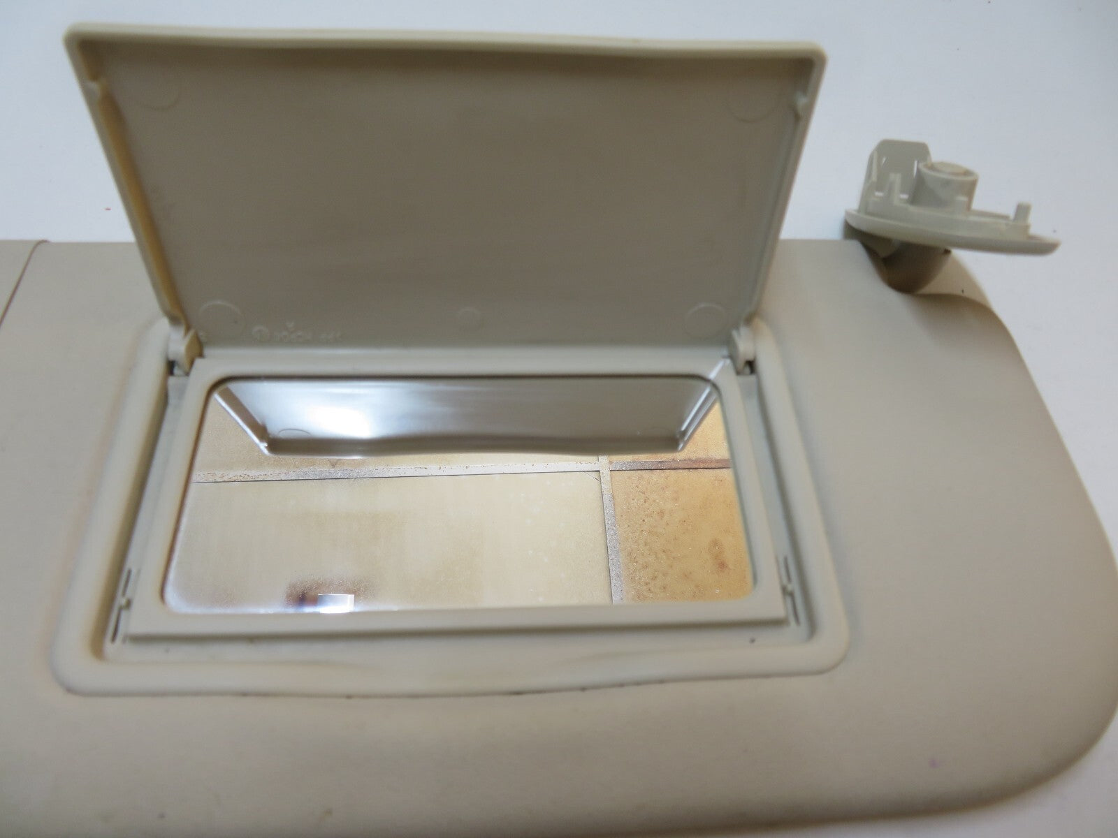 CITROEN C4 OS DRIVER SUN VISOR 2004-2010 HT05