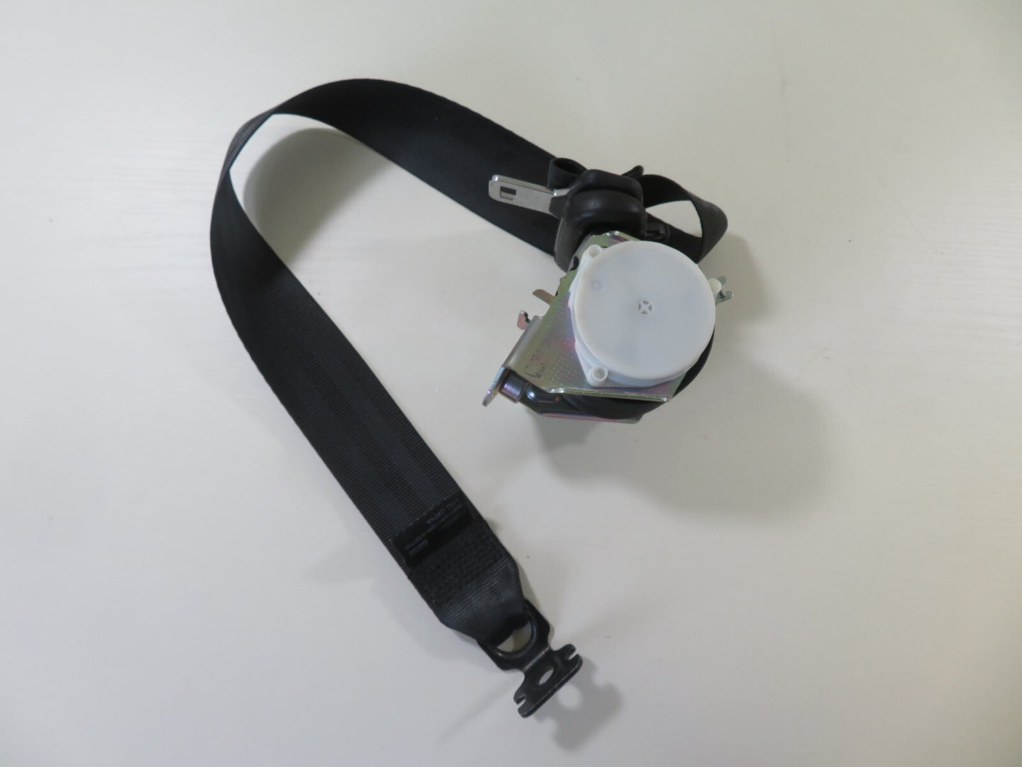 FORD C MAX GRAND 2RD ROW MIDDLE SEAT BELT AM51-U611B68-AH3YYW 2011-2015 1037-4