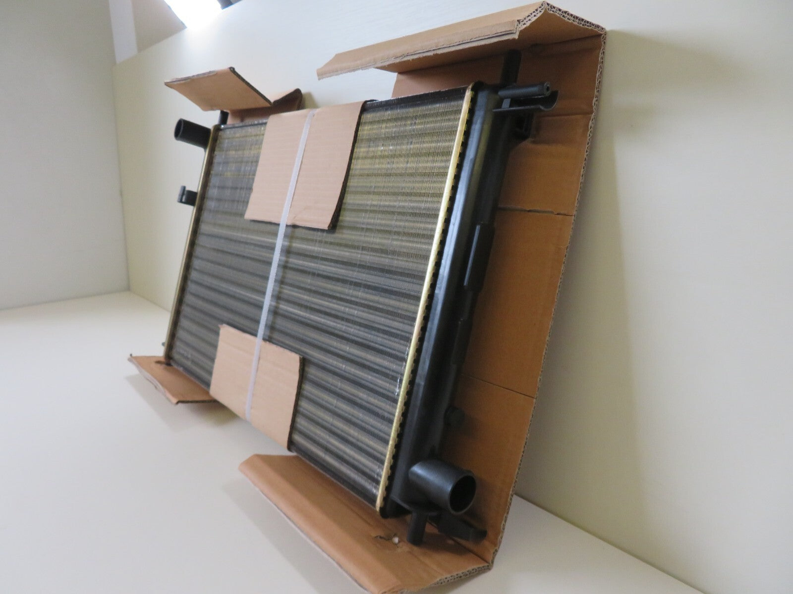 ENGINE COOLING RADIATOR FOR VW BEETLE VWA2174 1999-2004