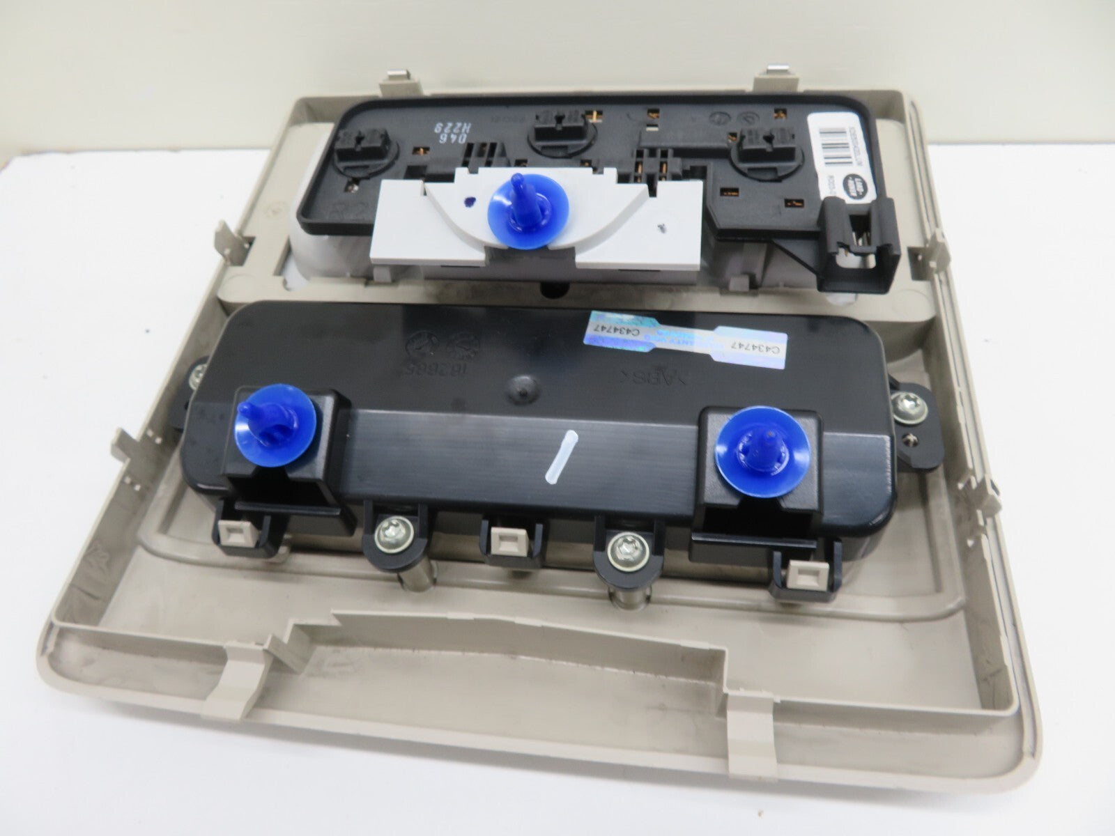 LAND ROVER DISCOVERY 3 INTERIOR ROOF LIGHT 2005-2009 1212-1