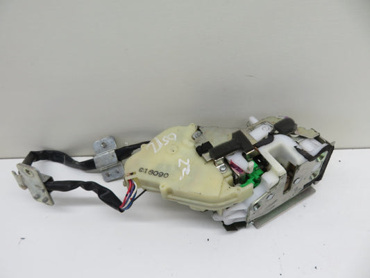 HONDA CRV MK2 OSR DOOR LOCK CATCH RIGHT REAR 2002-2006 1651-22