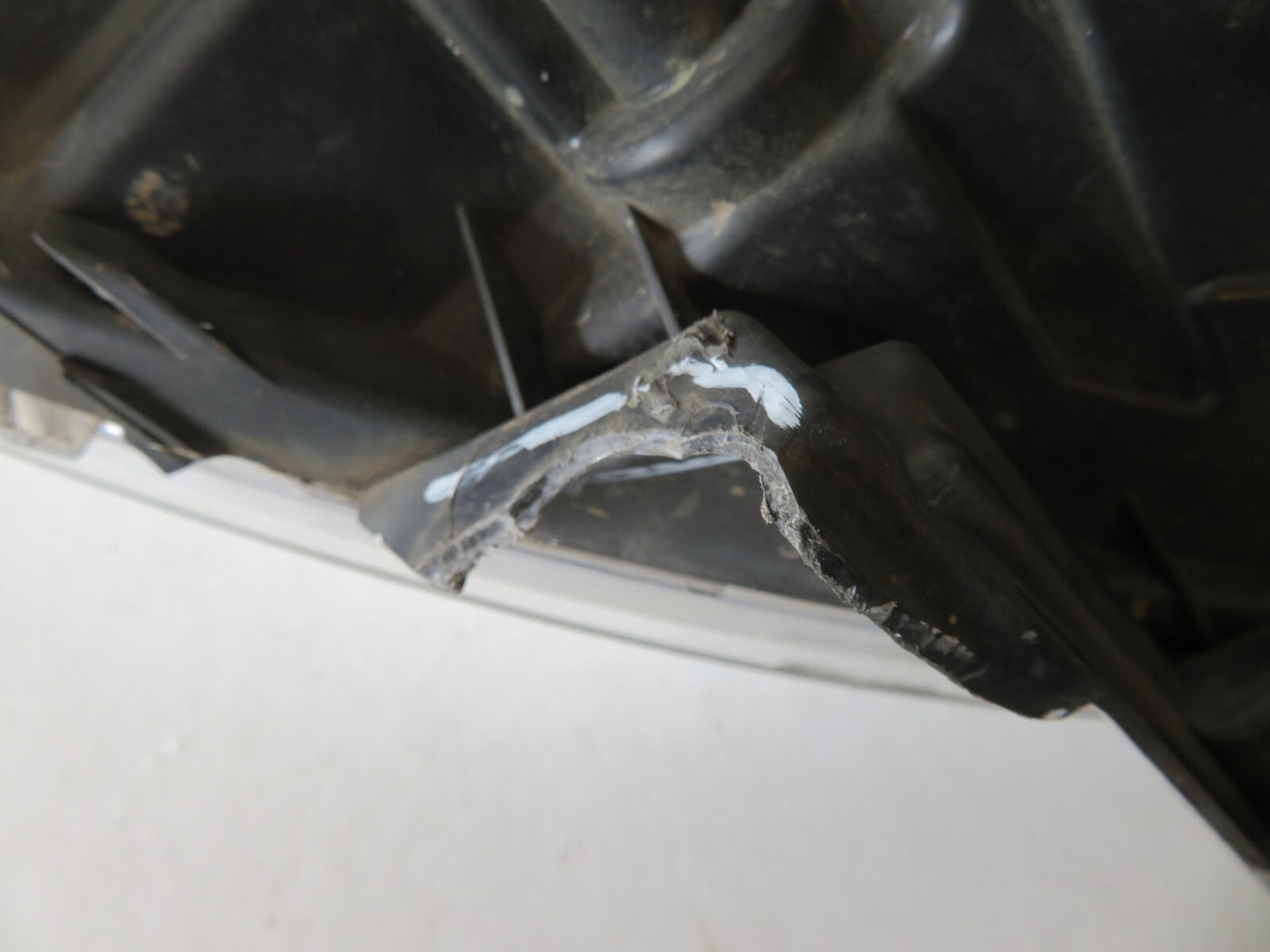 FIAT SCUDO PEUGEOT NS HEADLIGHT 89902607 (SEE PHOTOS) 07-12