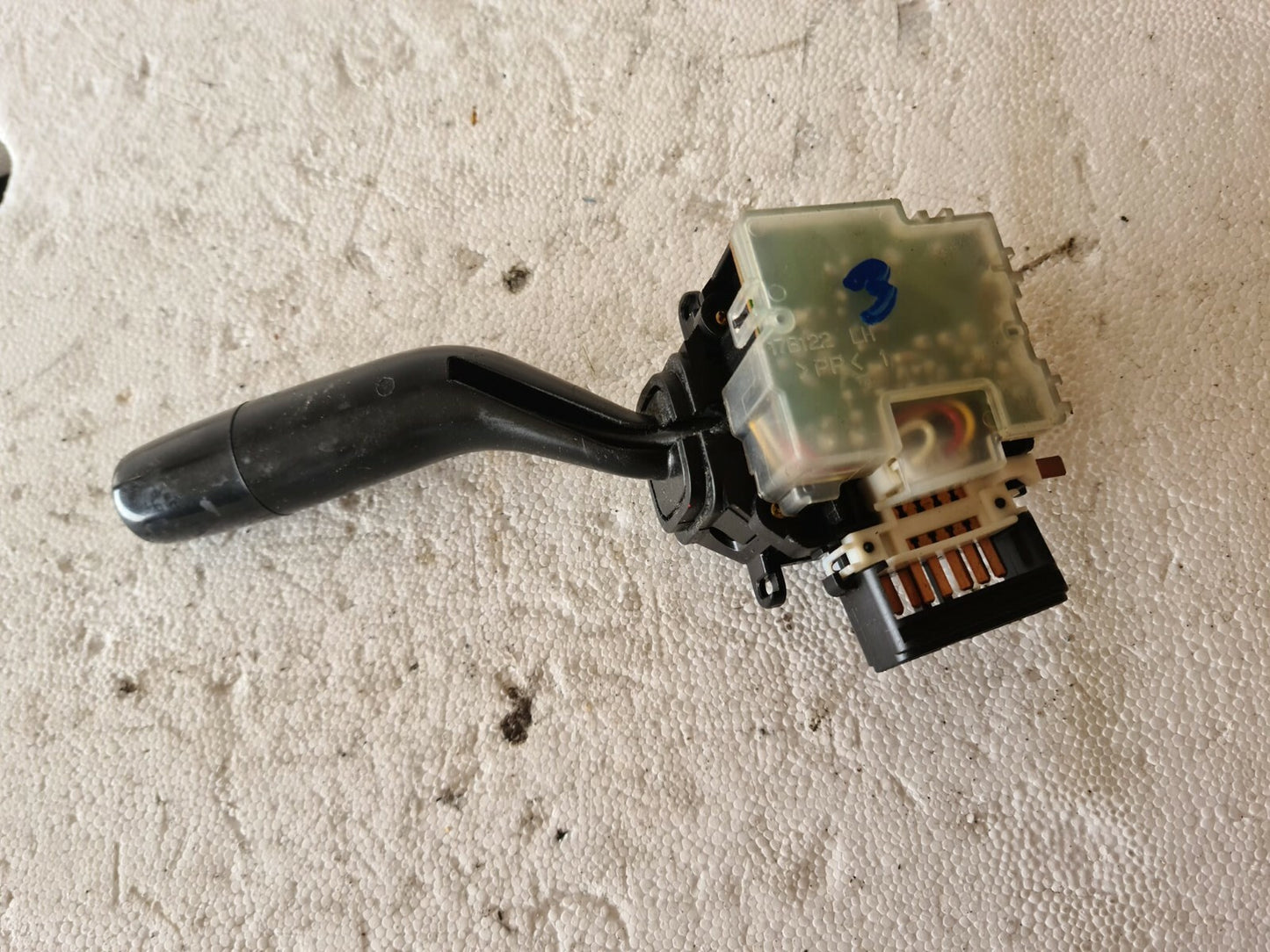 MAZDA DEMIO WIPER STALK 1996-2002 HW52-3