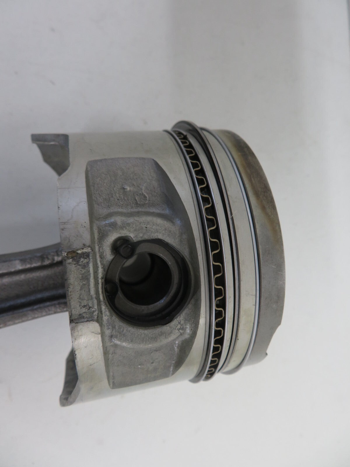 TOYOTA MR2 MK2 CELICA 3SGTE REV 1 STOCK PISTON AND CON ROD