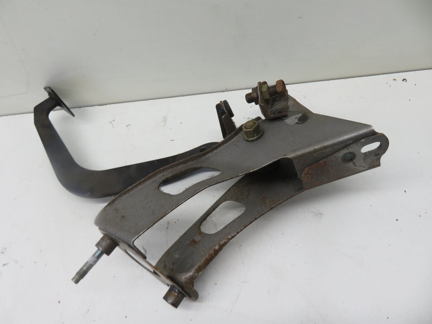 TOYOTA MR2 MK2 SW20 NON TURBO BRAKE PEDAL 1990-1999 REF4160