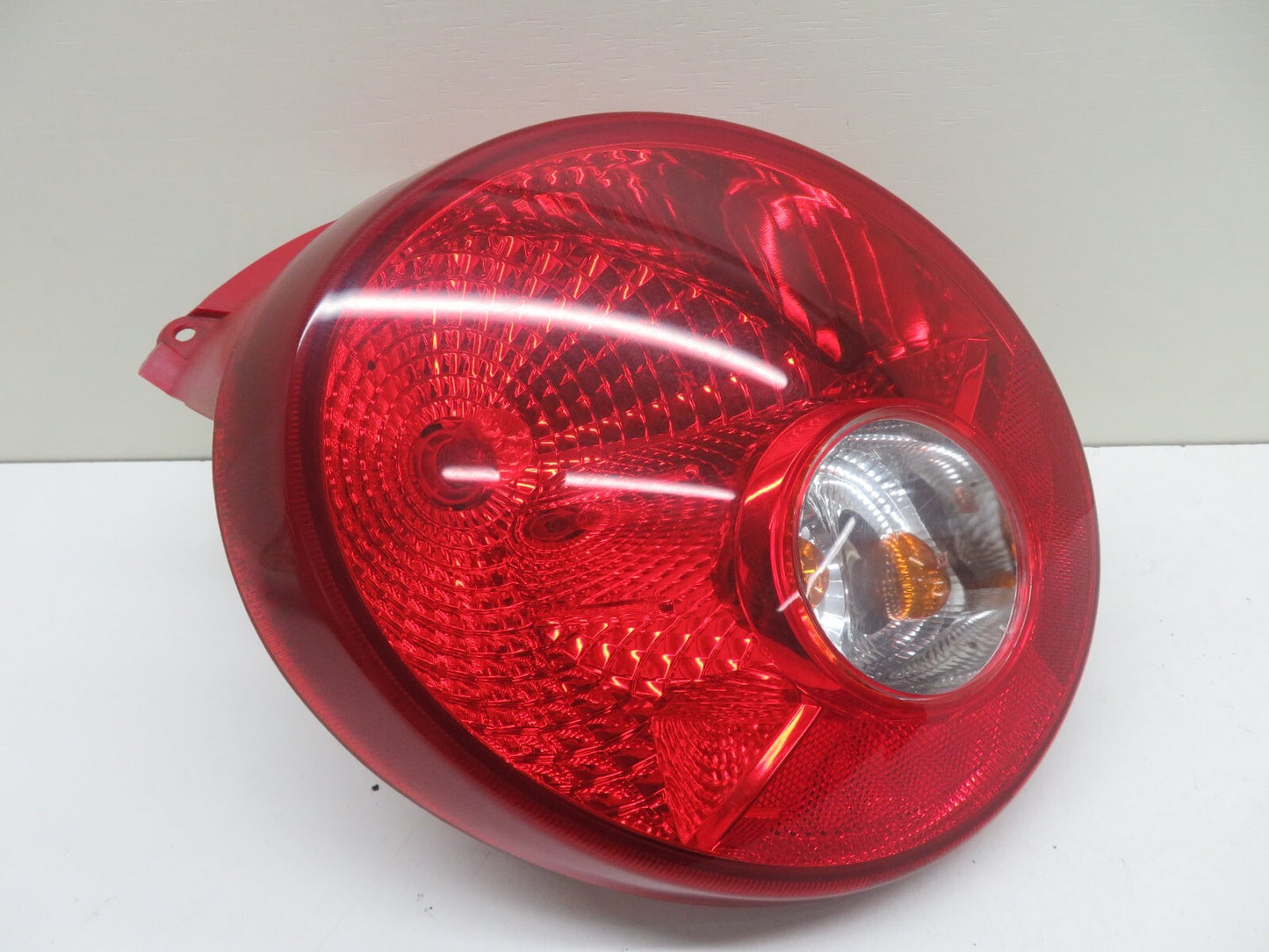 CHEVROLET NS PASSENGER REAR TAIL LIGHT 2005-2010 1228-4