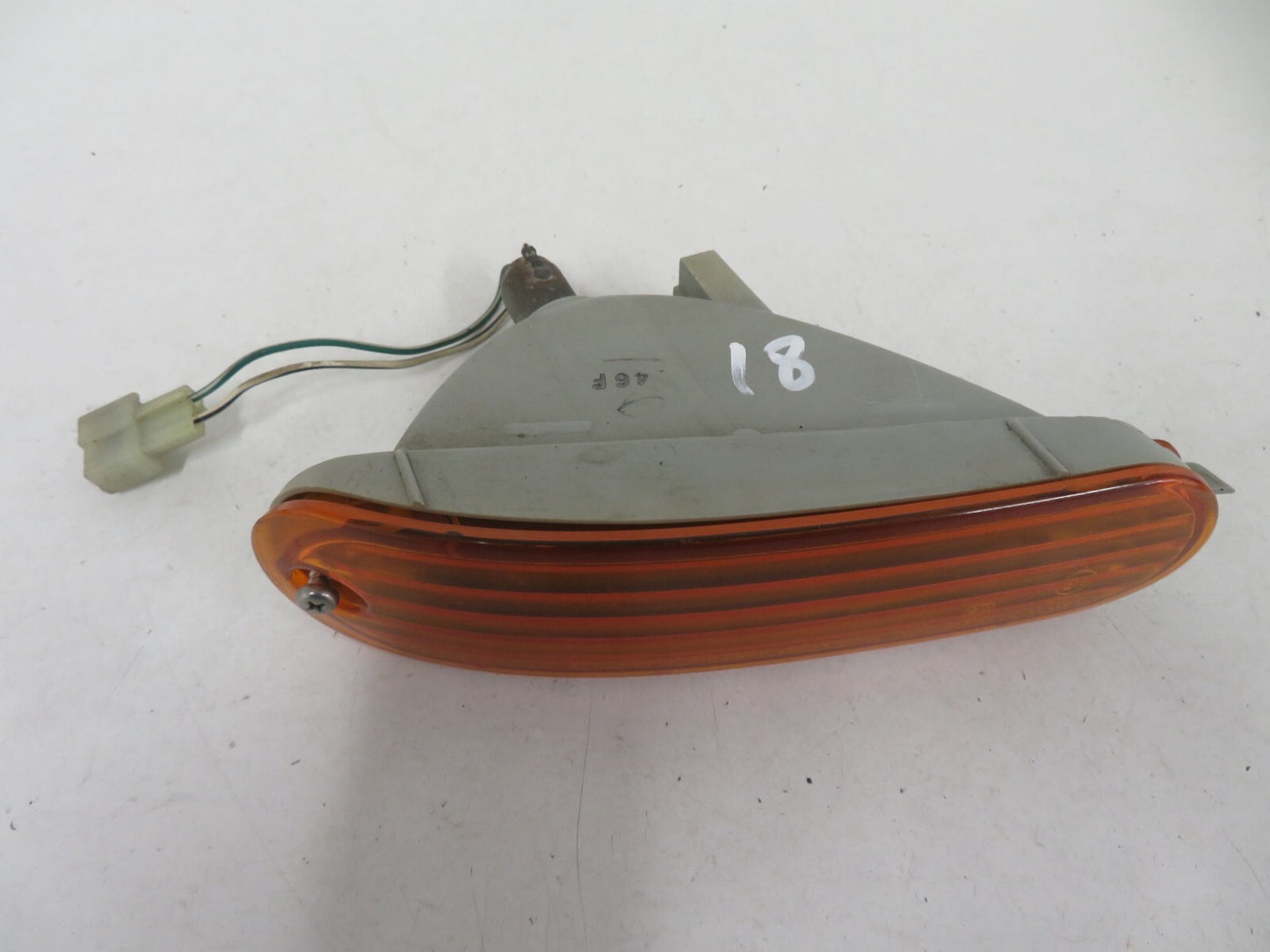 DAIHATSU CHARADE G200 OS DRIVER FRONT INDICATOR LIGHT 1993-2000 1424-18