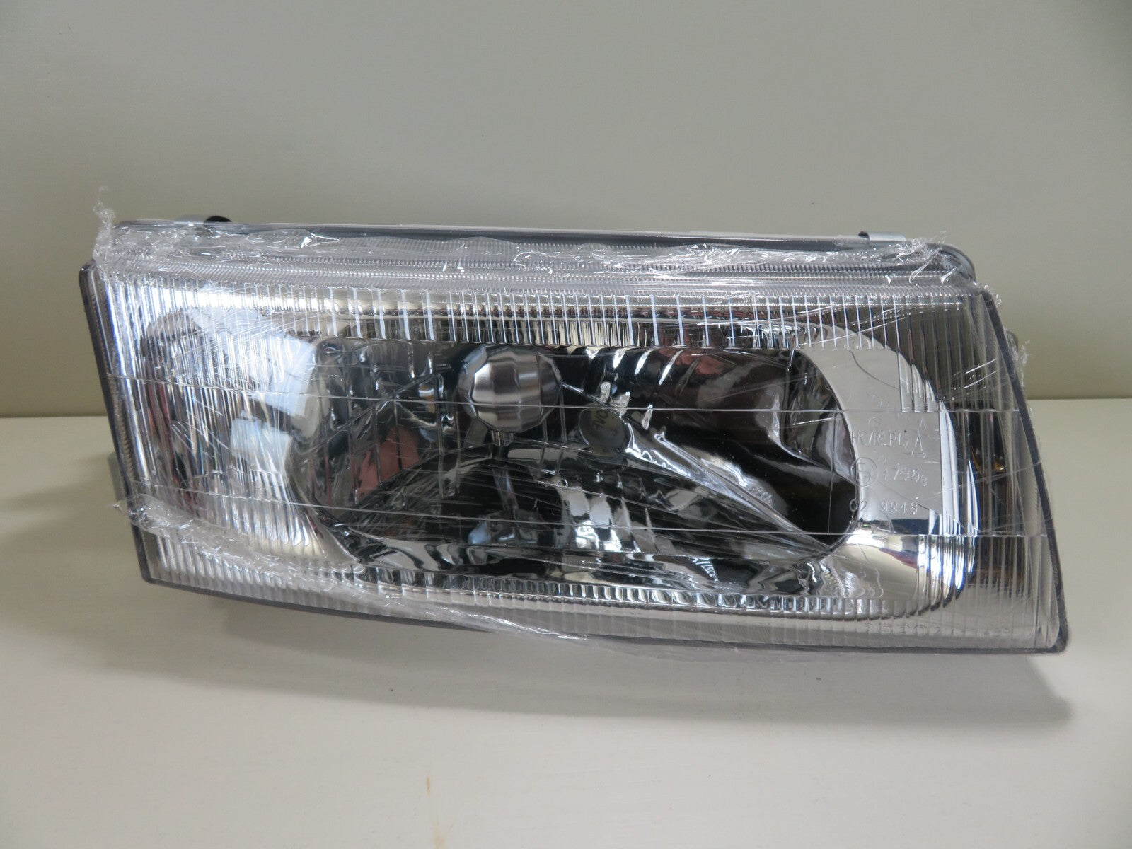 OS DRIVER RH HEADLIGHT FOR LIGHT FOR MITSUBISHI LANCER DEPO 214-1148R-LD-E 95-03