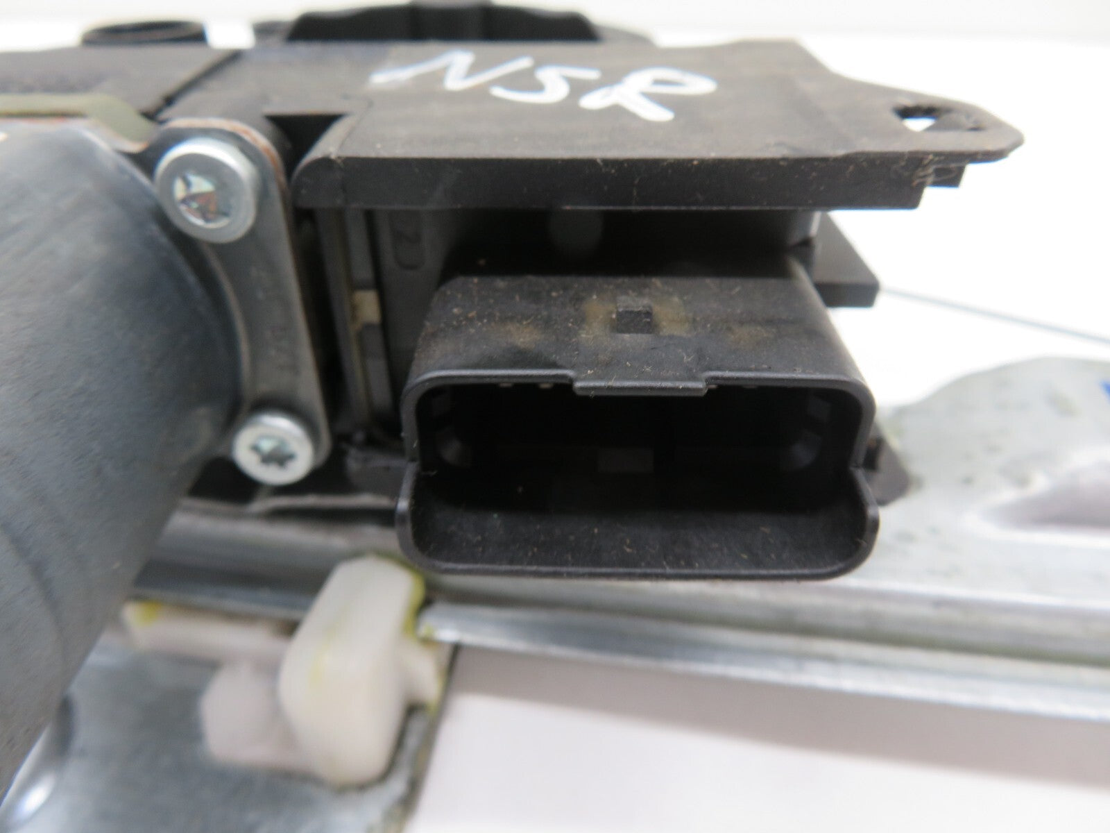 CITROEN C5 X7 NSR LEFT REAR WINDOW REGULATOR MOTOR 128000772 2008-2015 1528