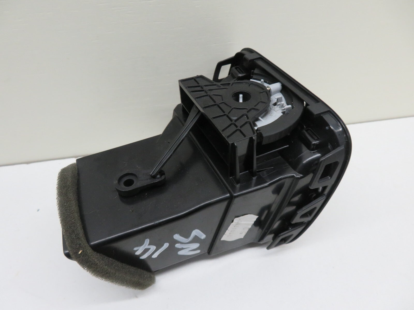 VOLKSWAGEN VW EOS NS PASSENGER DASHBOARD AIR VENT 2006-2010 1721-14