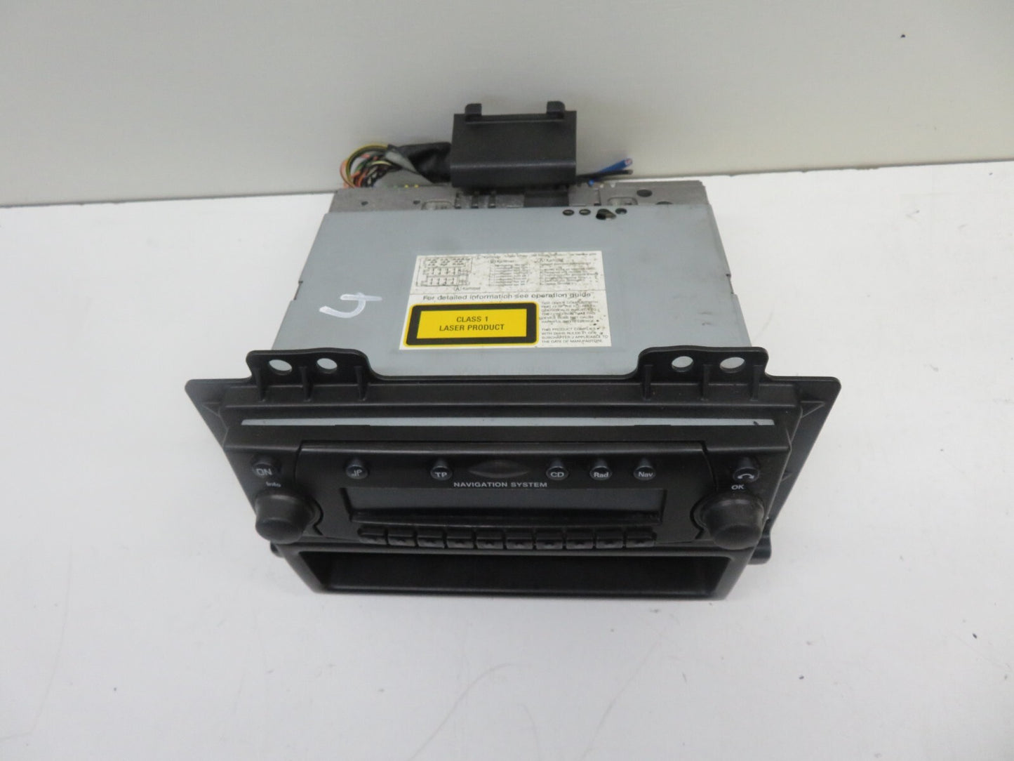 LAND ROVER FREELANDER 1 RADIO CD HEAD UNIT NAVIGATION XQD000230 1997-2006 1730-4