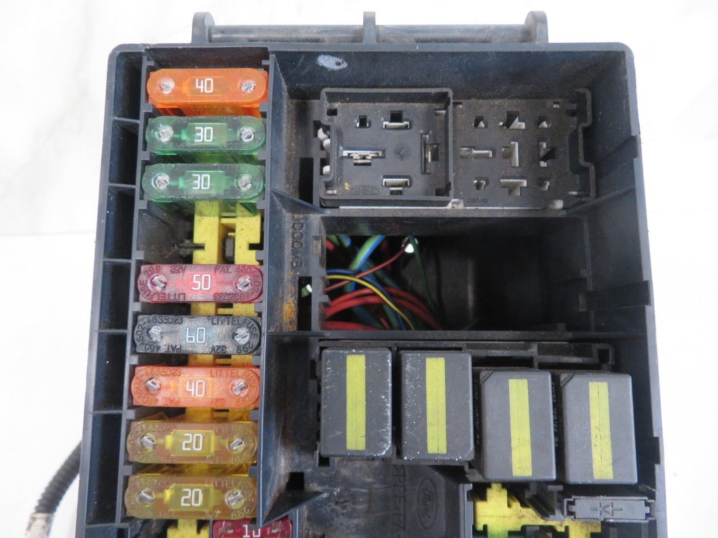 FORD TRANSIT CONNECT 1.8 TDCI ENGINE BAY FUSE BOX 2T1A14A067AD 2002-2006 A1327-3
