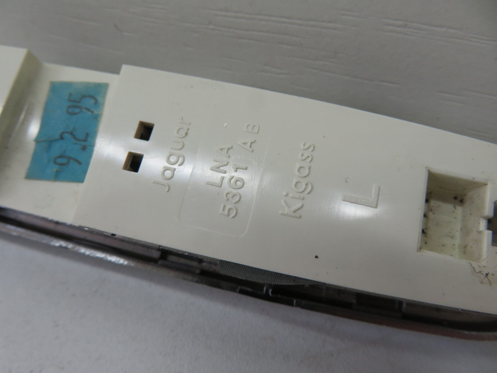 JAGUAR XJR REAR LEFT INTERIOR LIGHT LNA 5361 AB 1994-2001 1200-10