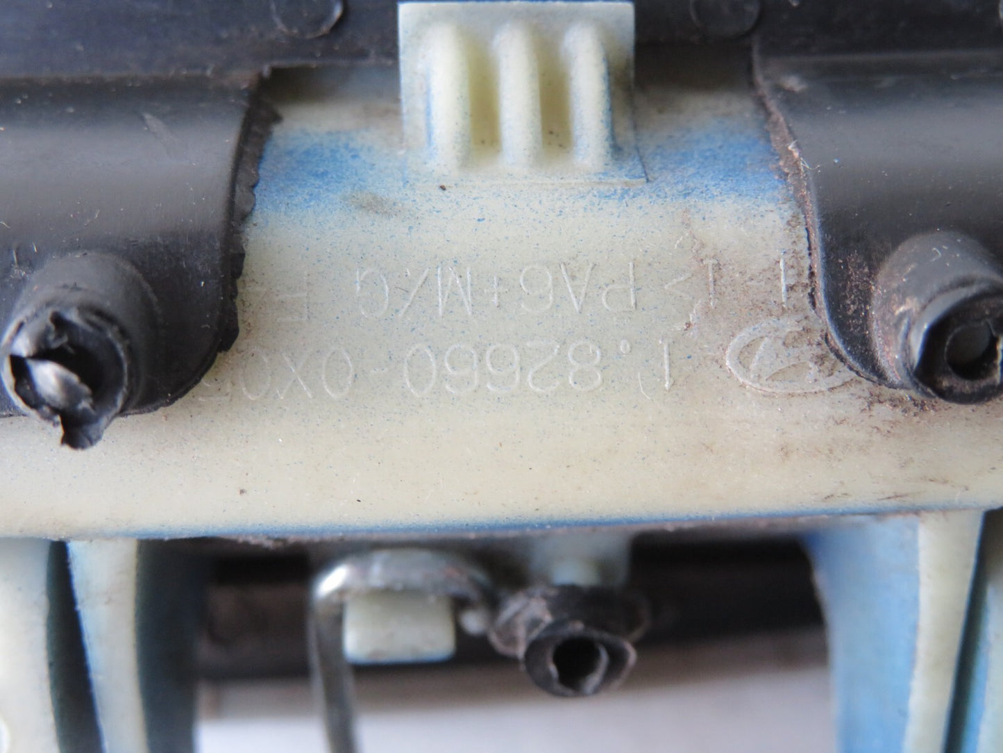 HYUNDAI I10 OSF EXTERNAL DOOR HANDLE BLUE 2010-2012 A0924-7