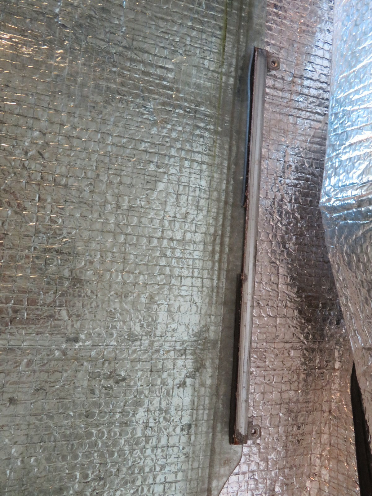 SUZUKI JIMNY NSF PASSENGER WINDOW GLASS 1998-2018