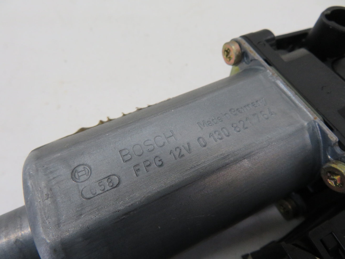 PORSCHE CAYENNE 955 OSR REAR WINDOW MOTOR RIGHT 7L0959794 2003-2006 1634-8