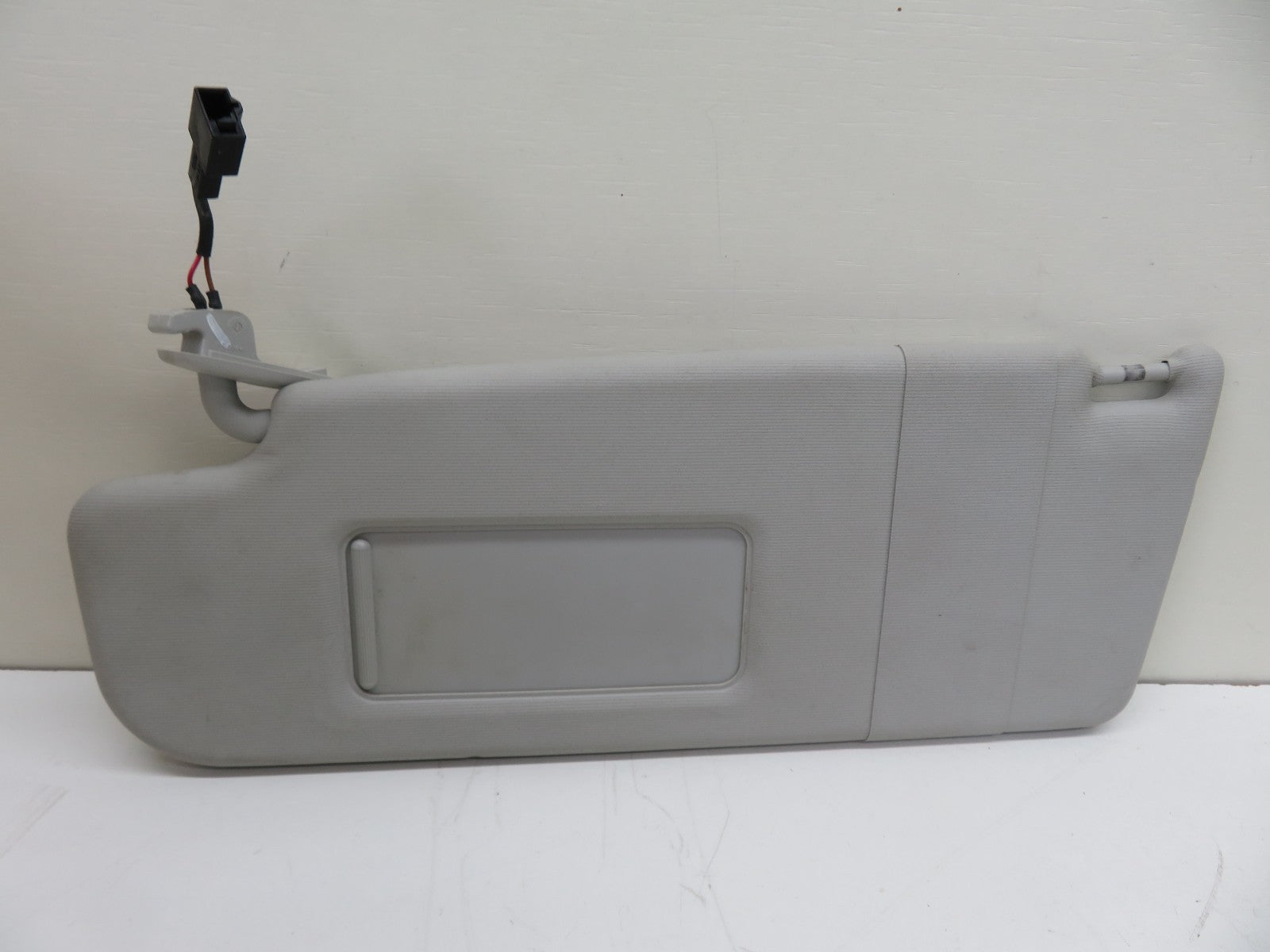 VW GOLF MK6 NS PASSENGER SUN VISOR 2009-2013 REF-1