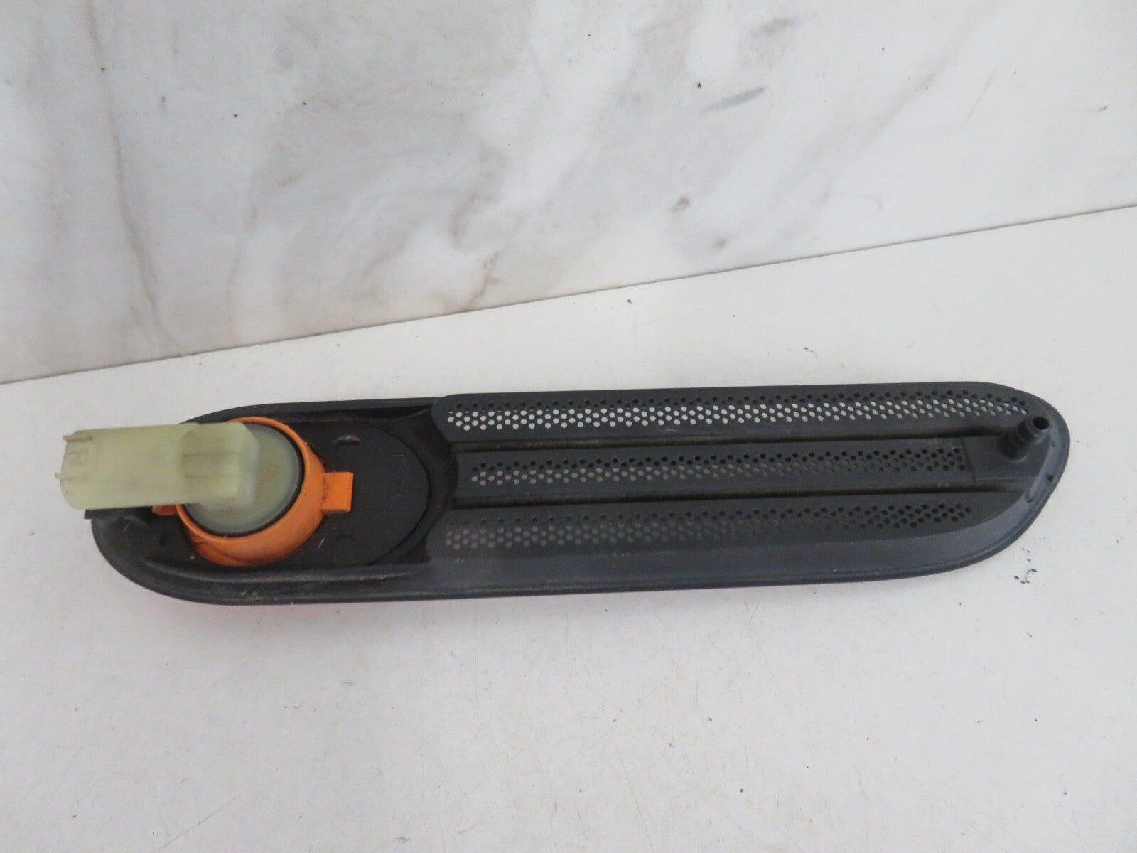 MINI COOPER R50 R53 OS DRIVER SIDE INDICATOR GRILL 2001-2006 A1046-9