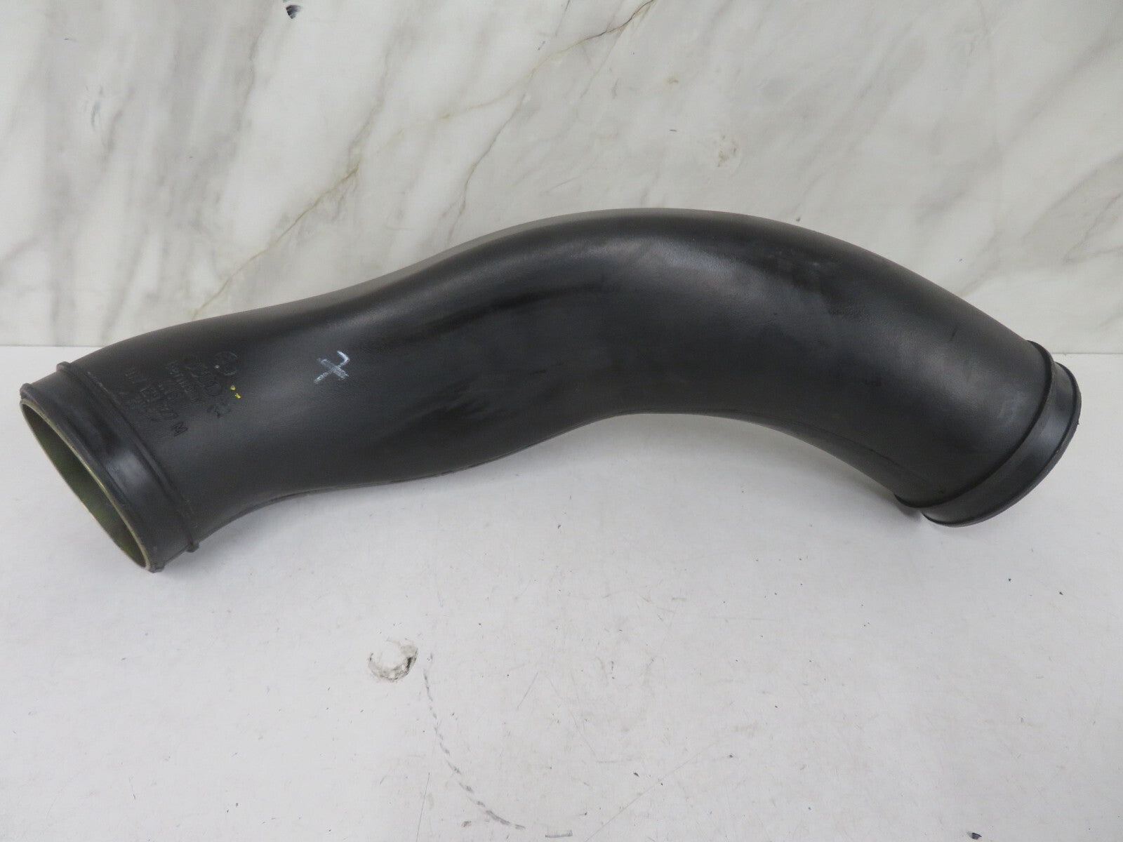 AUDI A8 D2 V8 AIR INTAKE PIPE 077129827 1998-2002 1515-6