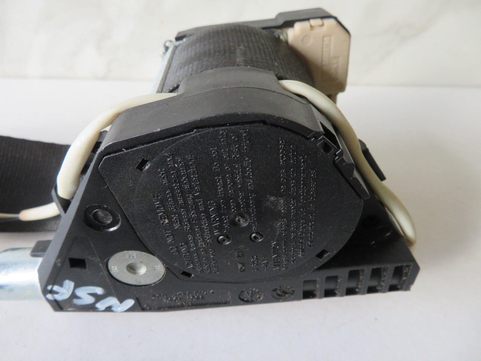 VOLKSWAGEN VW TOURAN NSF PASSENGER SIDE SEAT BELT 1T2857705A 2003-2010 AMS1605