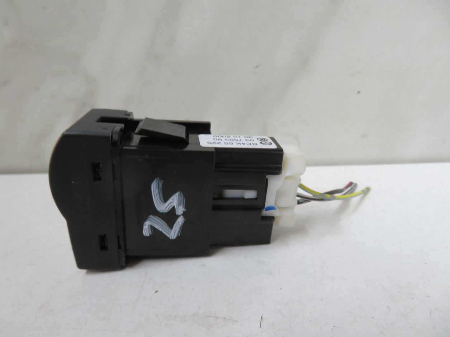 MAZDA CX7 DASHBOARD SWITCH BLANK BP4K55225 2009-2012 A1624-25
