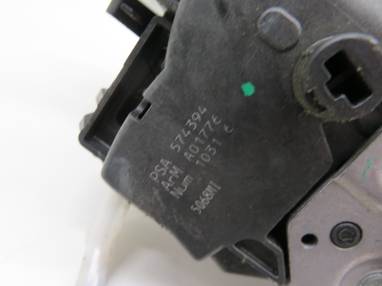 CITROEN C5 X7 OSR DOOR LOCK CATCH PSA574394 2008-2015 1528