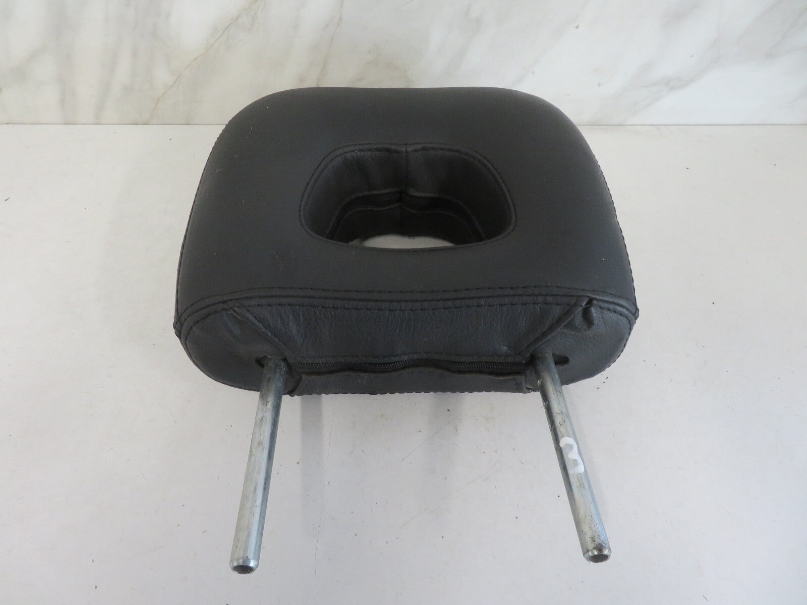 MITSUBISHI L200 LEATHER HEAD REST 1998-2006 MIX1644-3