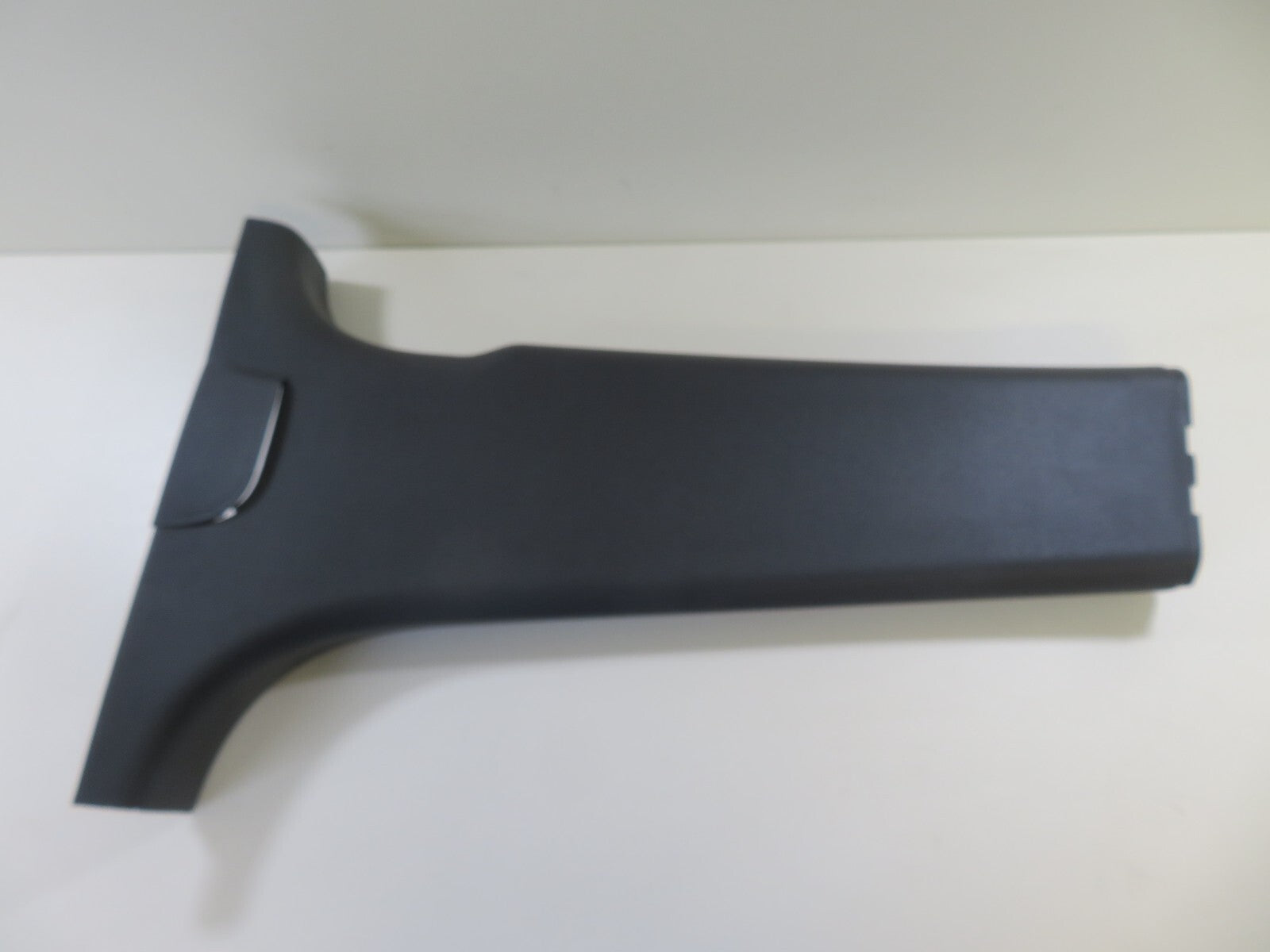 VOLKSWAGEN VW TOURAN LH NS PASSENGER B PILLAR TRIM 1T0867297 2003-2009 NO3