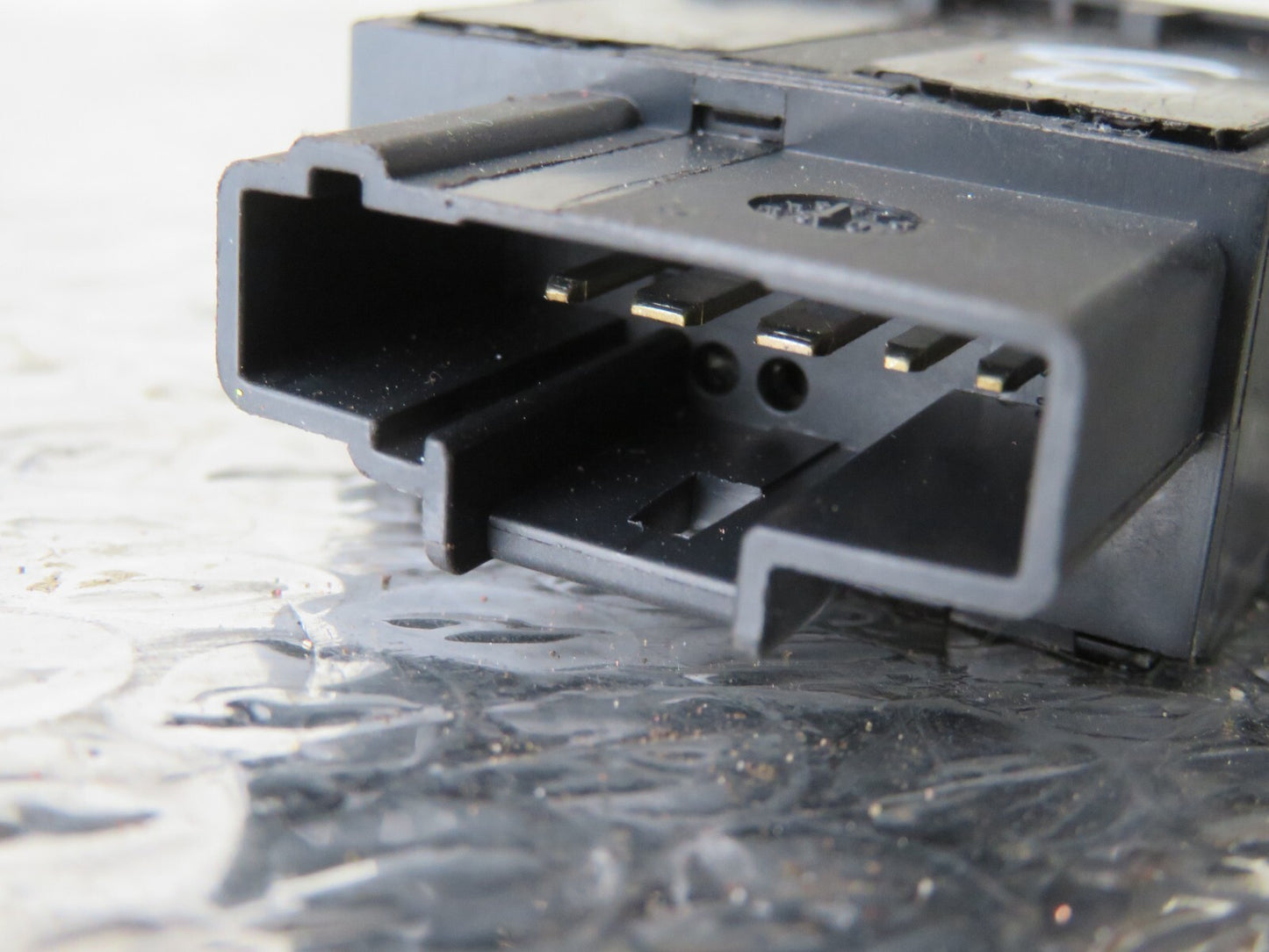 PEUGEOT 107 HEADLIGHT LEVEL SWITCH 2005-2012 A1635-8