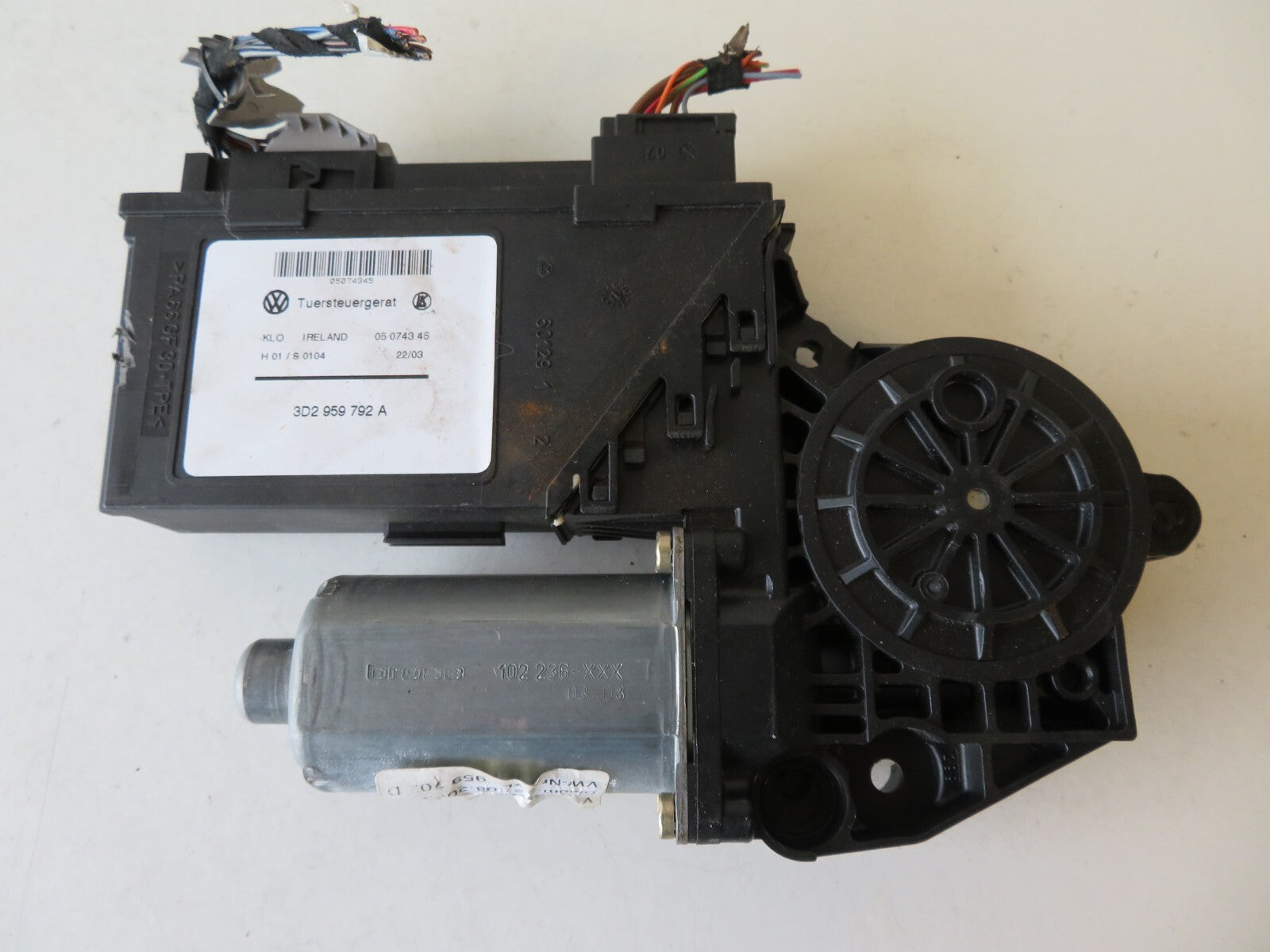 PORSCHE CAYENNE 955 NSF WINDOW MOTOR 3d2959792a 2000-2004 AMS1020 SA