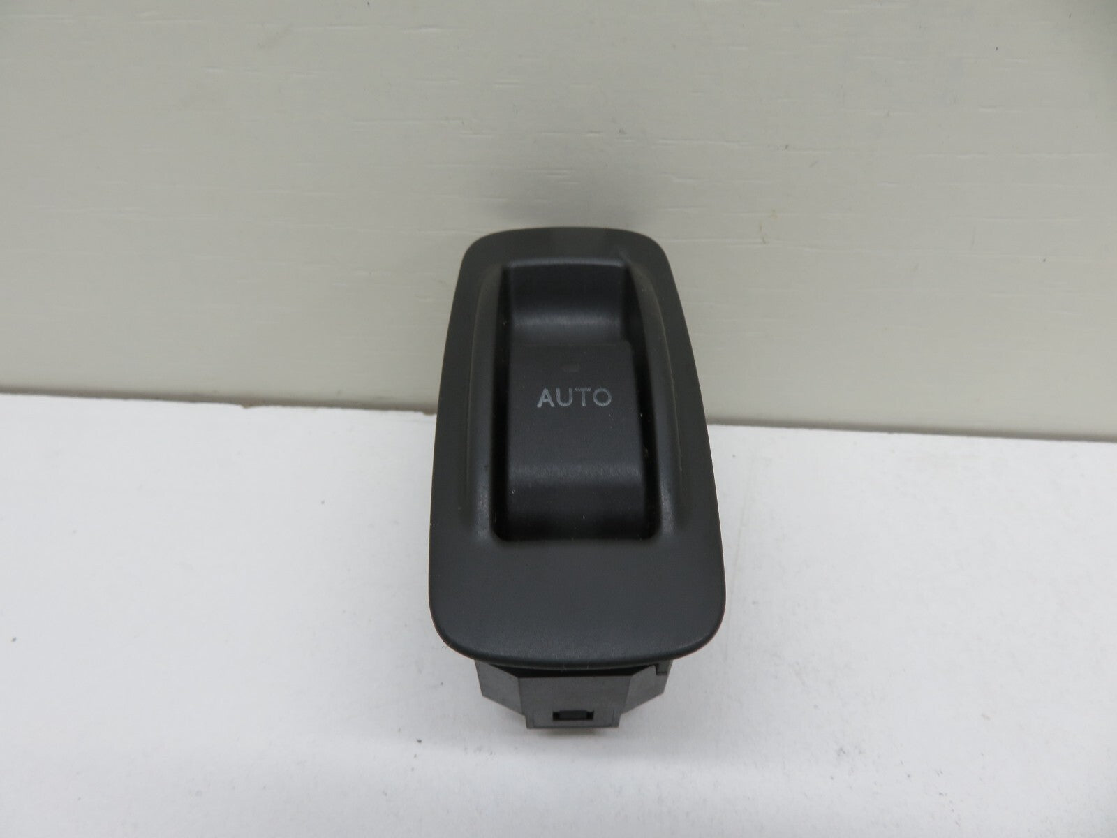 TOYOTA COROLLA OSR REAR RIGHT WINDOW SWITCH 54035117 2002-2007 1412-4