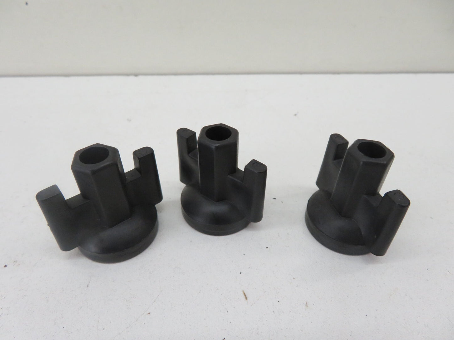 VAUXHALL INSIGNIA REAR LIGHT FIXINGS 2008-2016 1631-10