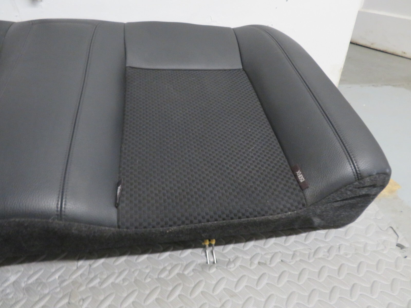 FORD FOCUS MK2 CC REAR HALF LEATHER SEAT BACK REST 2005-2010