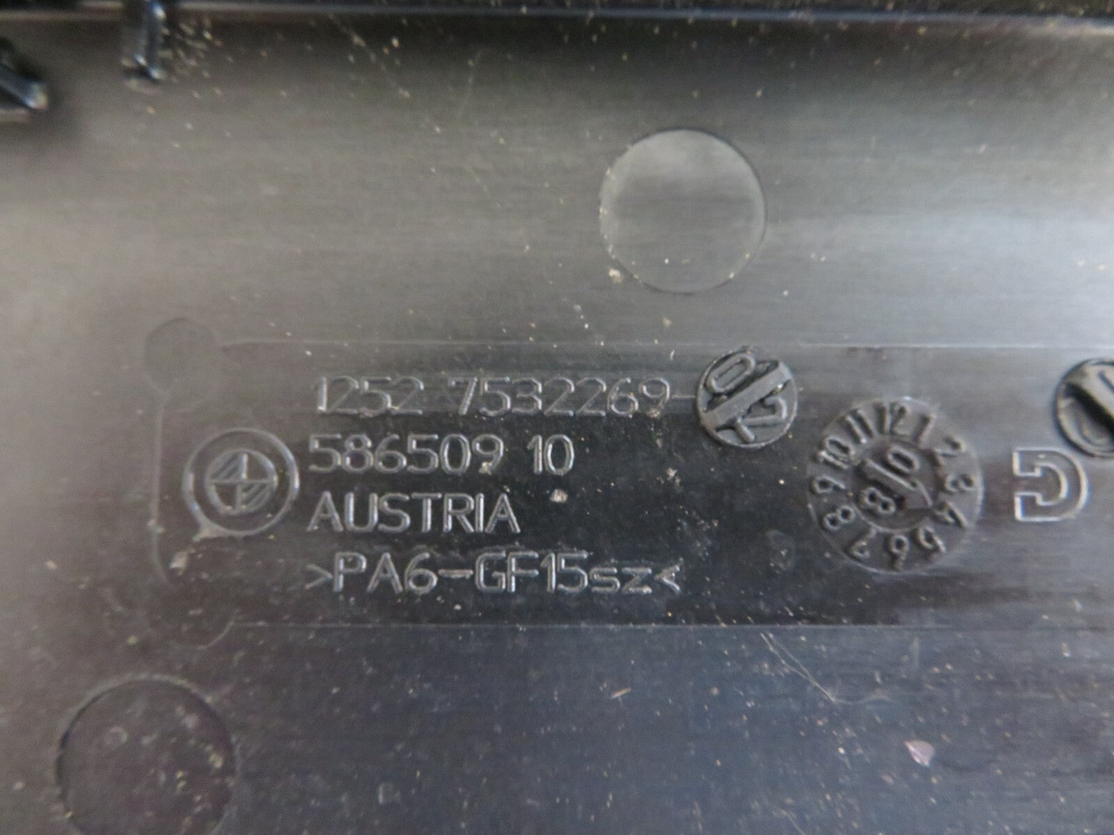 BMW 1 SERIES E88 ENGINE WIRING LOOM COVER TRIM 7532269 2007-2013 A2056-1