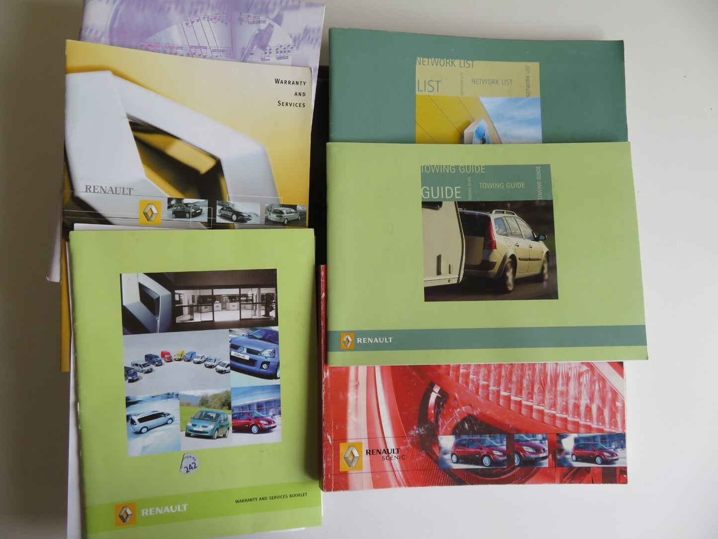 RENAULT SCENIC OWNERS MANUAL WITH FOLDER 2003-2006 HM4-20